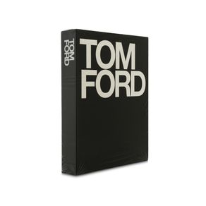 livro-tom-ford -ten-years-by-bridget-foley-e-tom-ford-perspectiva