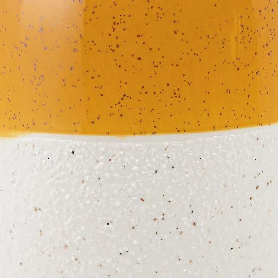 vaso-ceramica-amarelo-granilite-G-casadorada-detalhe
